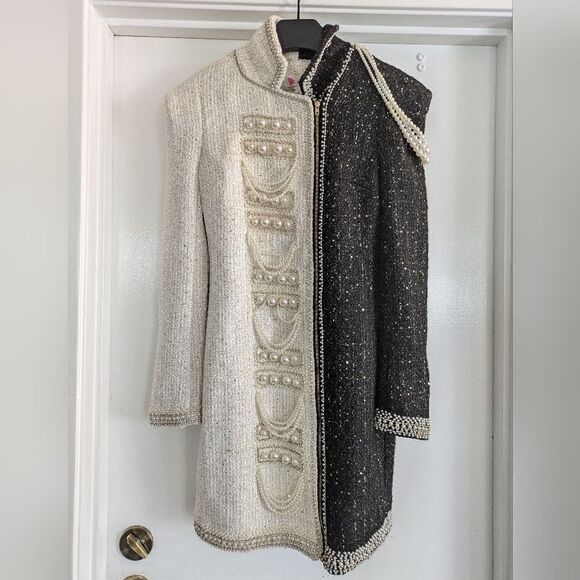 L'atise Black & white dress with pearls, rhinestones, metallic thread throughout - Picture 3 of 9